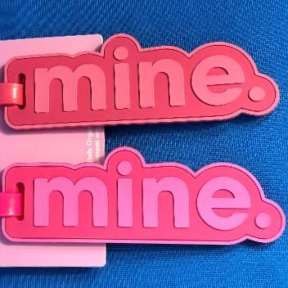 " MINE " SET OF 2 EASY TO SEE UNIQUE LUGGAGE / PINK BAG TAGS TRAVEL / TRAVELING - Picture 2 of 7